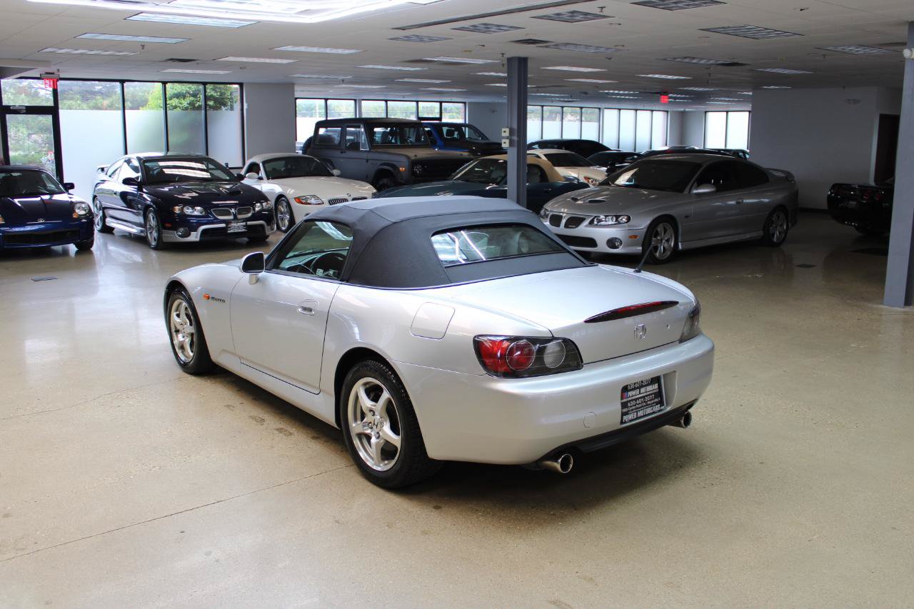 Used 2002 Honda S2000 image 17