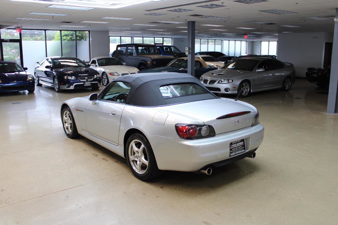 Used 2002 Honda S2000 image 17