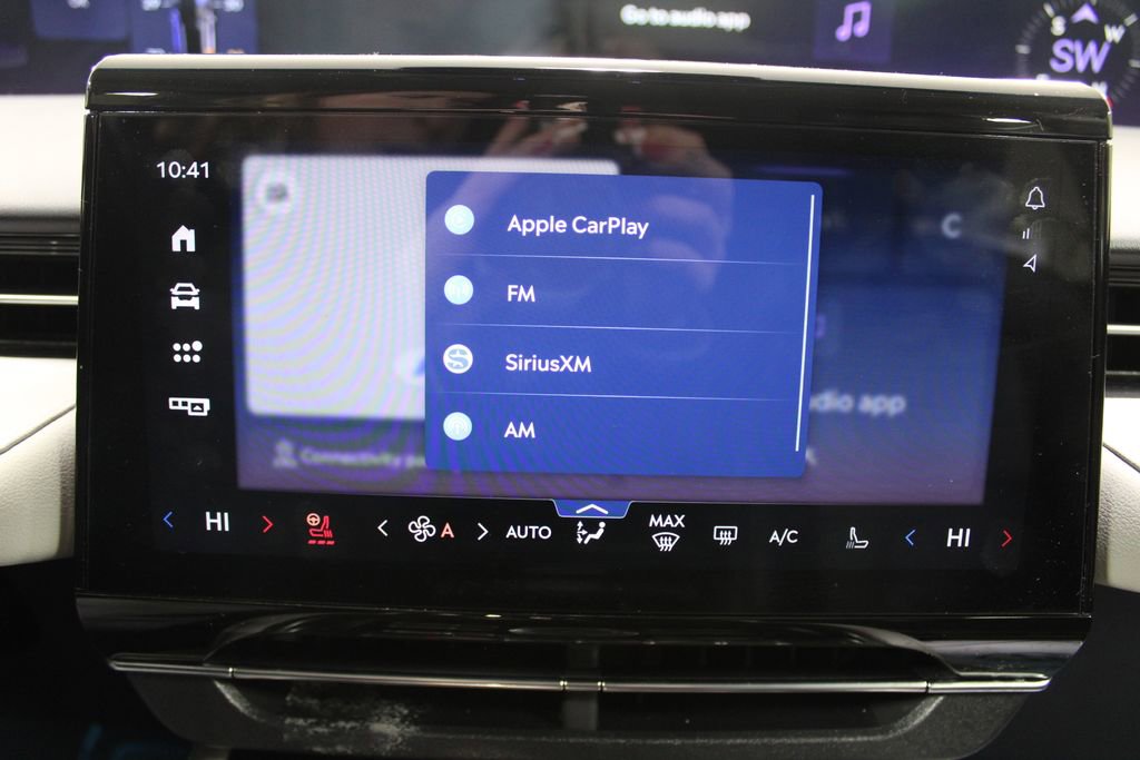 Used 2024 Lincoln Nautilus Reserve image 22