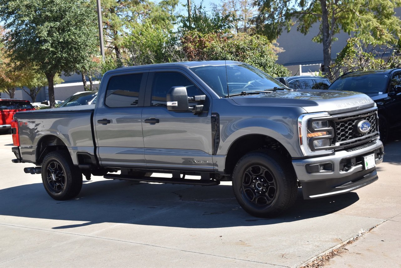 Used 2024 Ford F250 XL w/ STX Appearance Package AWD/4WD image 5