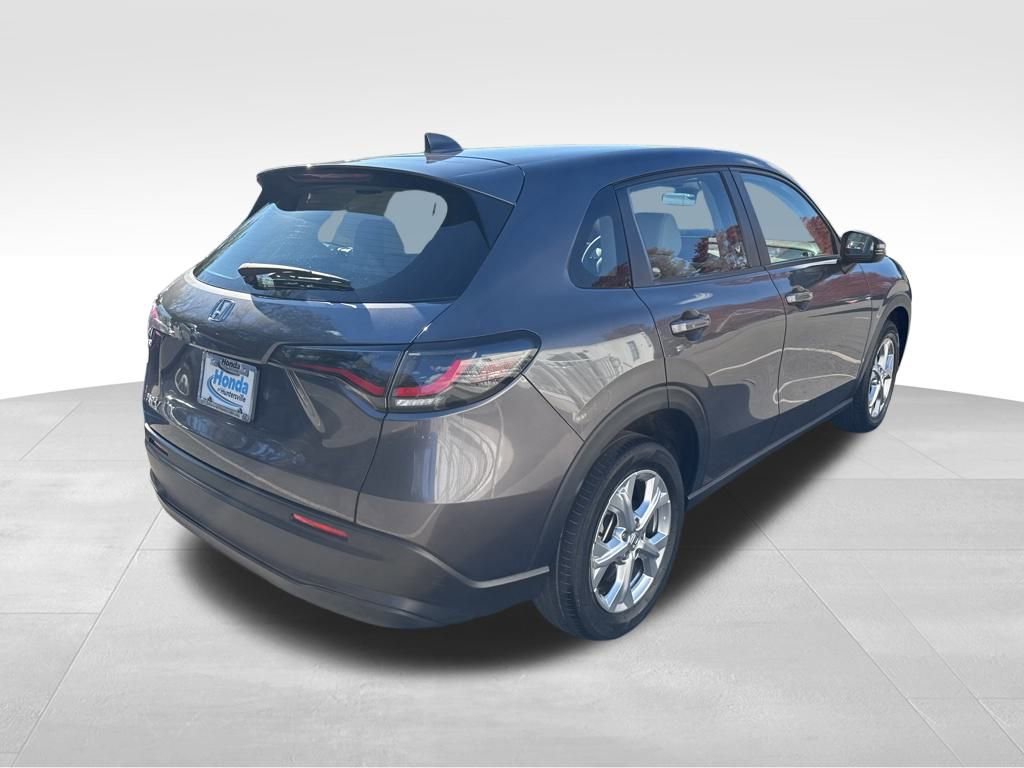 Used 2023 Honda HR-V LX image 6