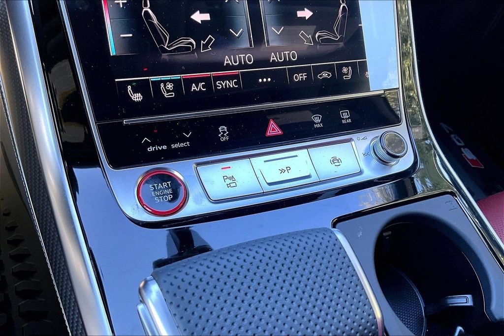 New 2026 Audi SQ7 Prestige AWD/4WD image 28