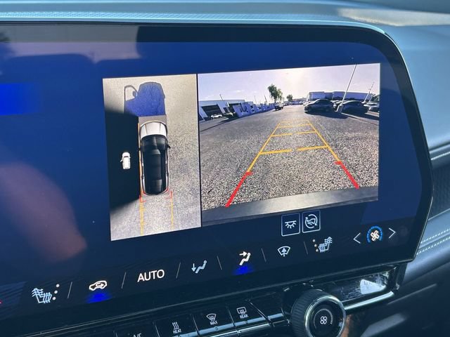 Used 2024 Chevrolet Blazer EV LT AWD/4WD image 29
