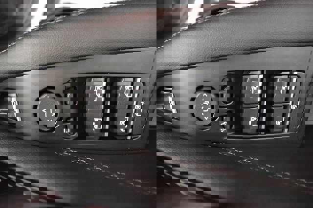 Used 2023 BMW X5 xDrive40i w/ Premium Package image 23