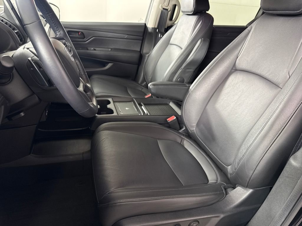 Used 2025 Honda Odyssey EX-L image 11