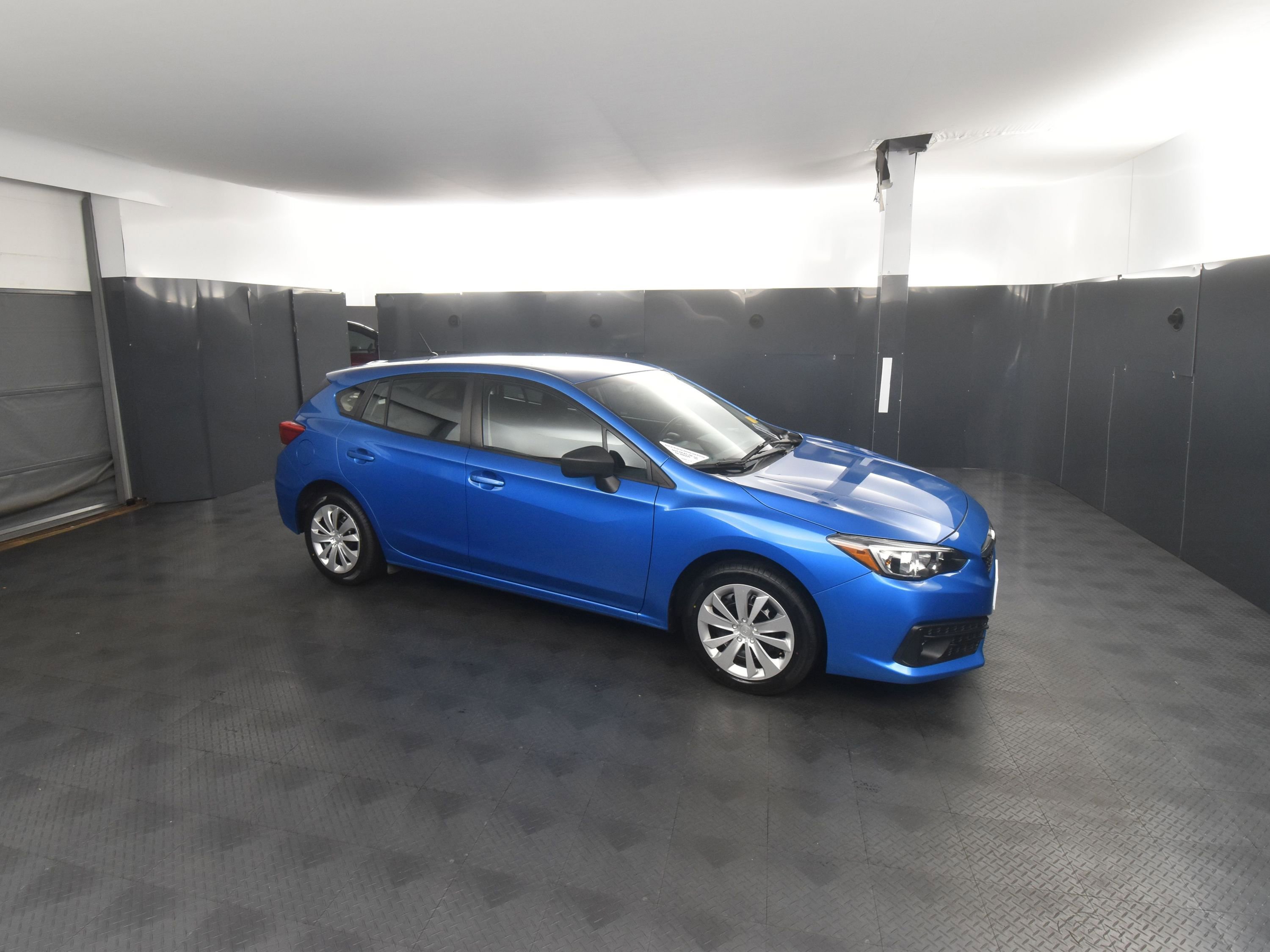 Used 2023 Subaru Impreza 2.0i image 5