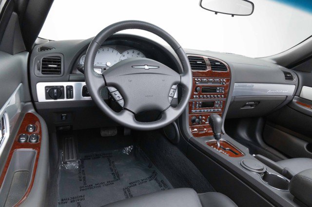 Used 2002 Ford Thunderbird Deluxe image 6