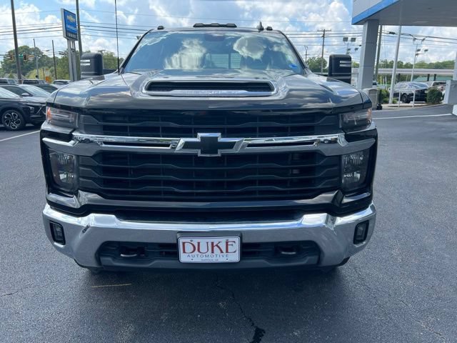 Used 2024 Chevrolet Silverado 2500 LT w/ Convenience Package AWD/4WD image 17