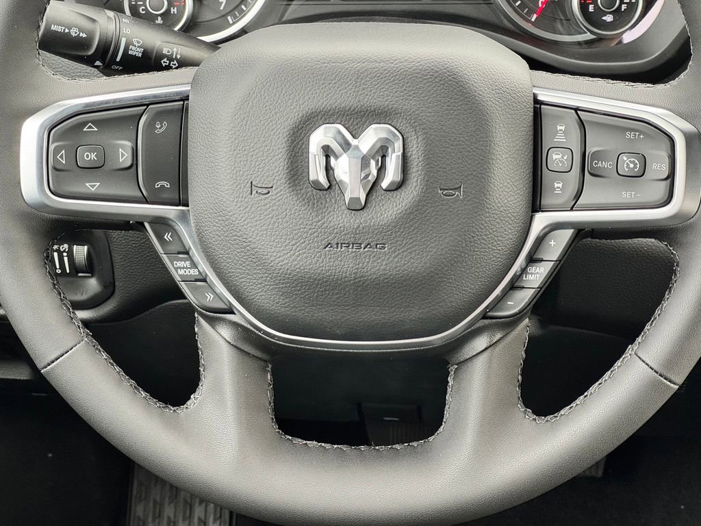 New 2026 RAM 1500 Big Horn AWD/4WD image 18