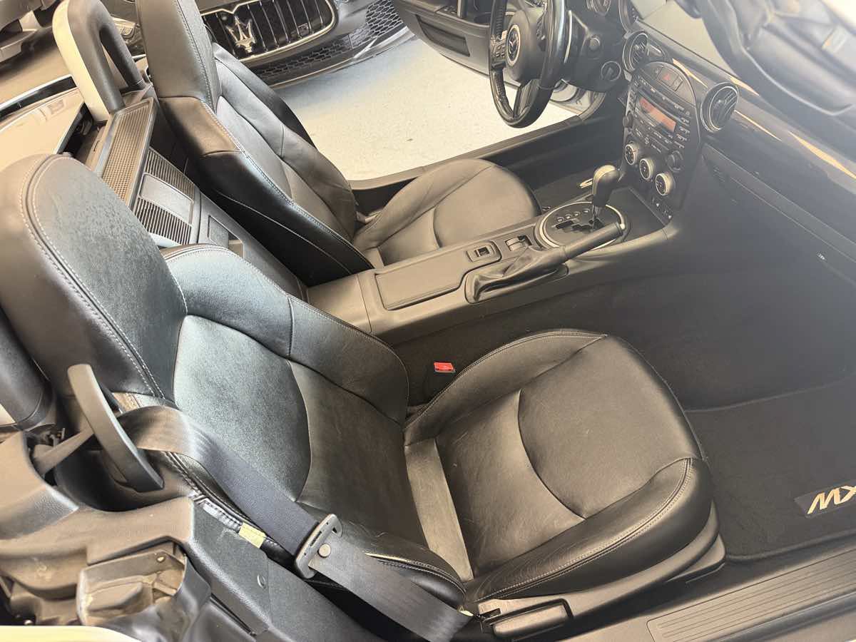 Used 2015 MAZDA MX-5 Miata Grand Touring w/ Premium Package RWD image 21