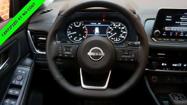 Used 2022 Nissan Rogue SV w/ SV Premium Package image 12