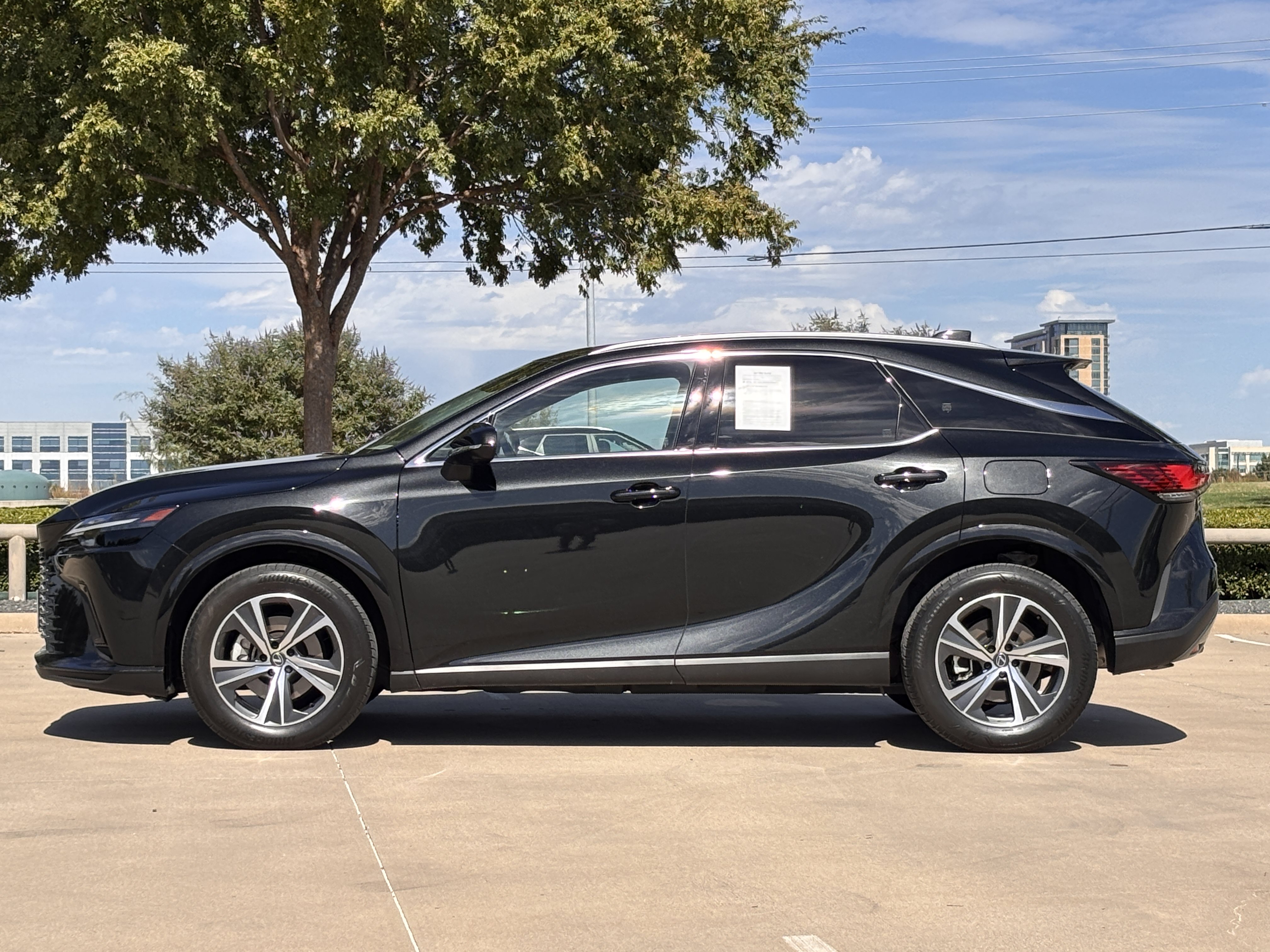 Used 2026 Lexus RX 350 Premium w/ Accessory Package (Z1) FWD image 7