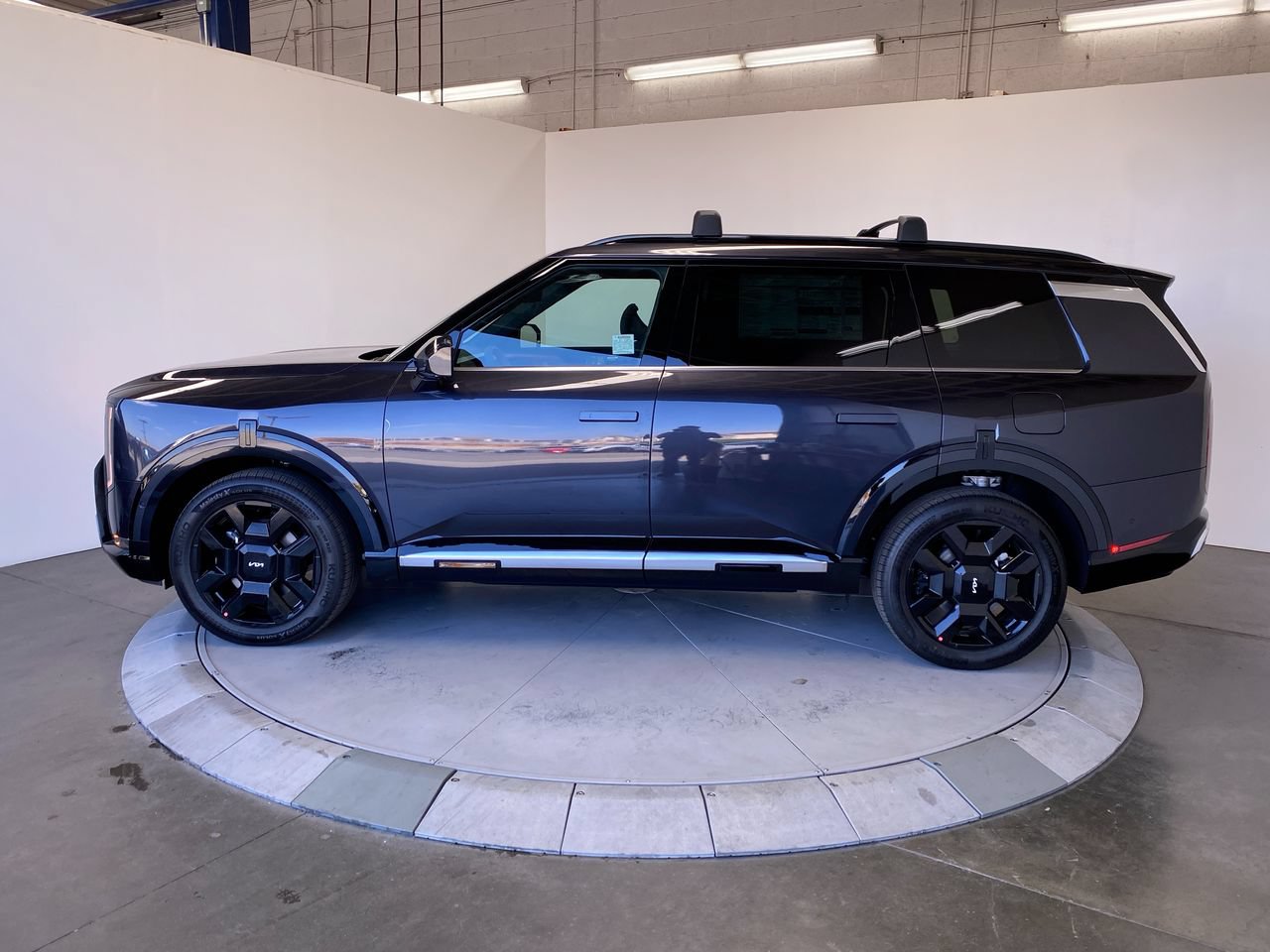 New 2027 Kia Telluride SX Prestige AWD/4WD image 2