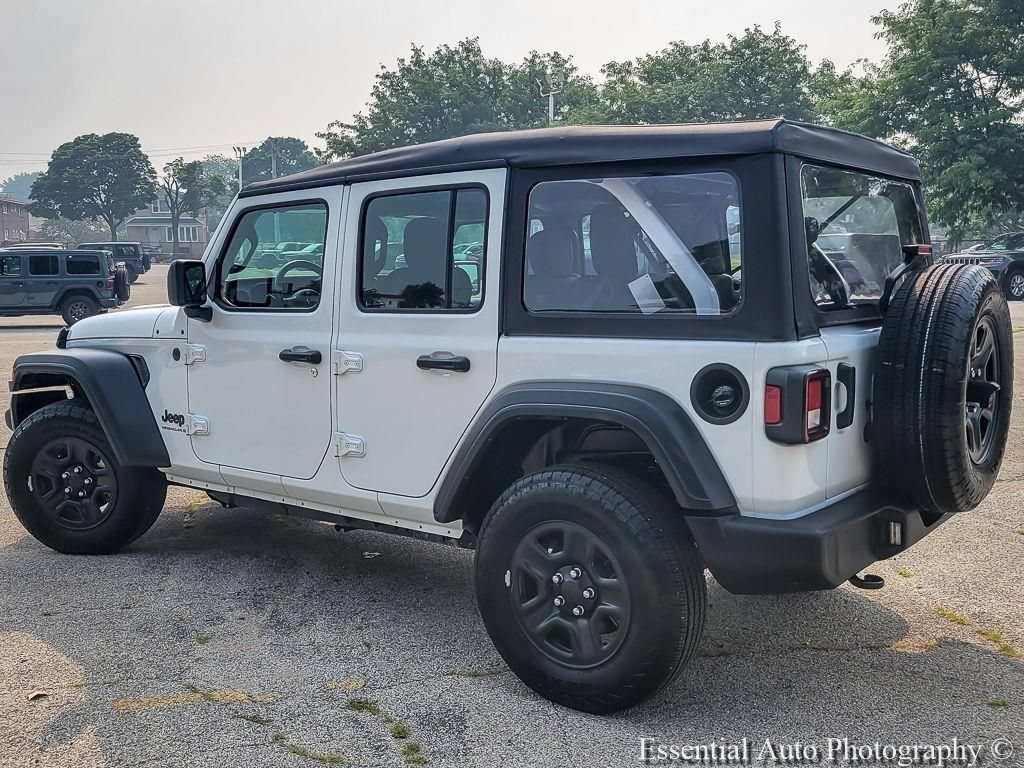 Used 2025 Jeep Wrangler Unlimited Sport AWD/4WD image 9