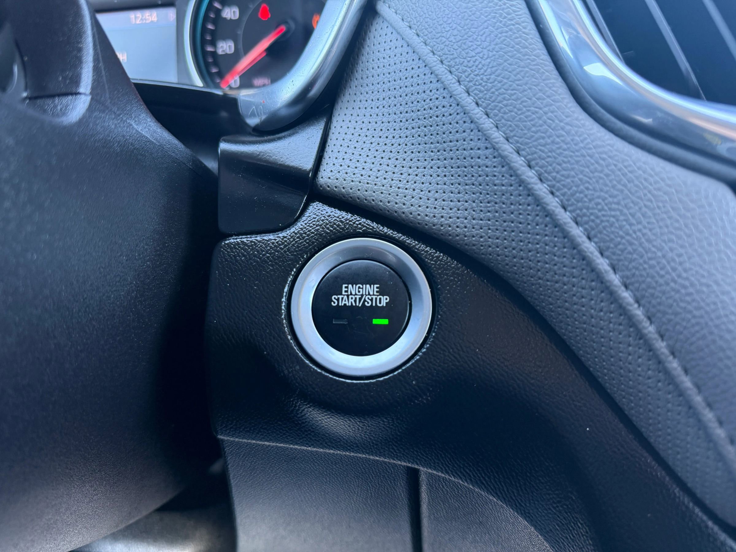 Used 2019 Chevrolet Equinox Premier image 27