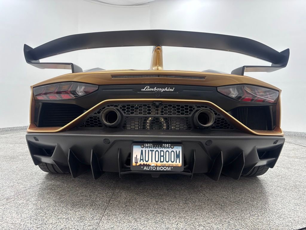 Used 2019 Lamborghini Aventador SVJ image 38