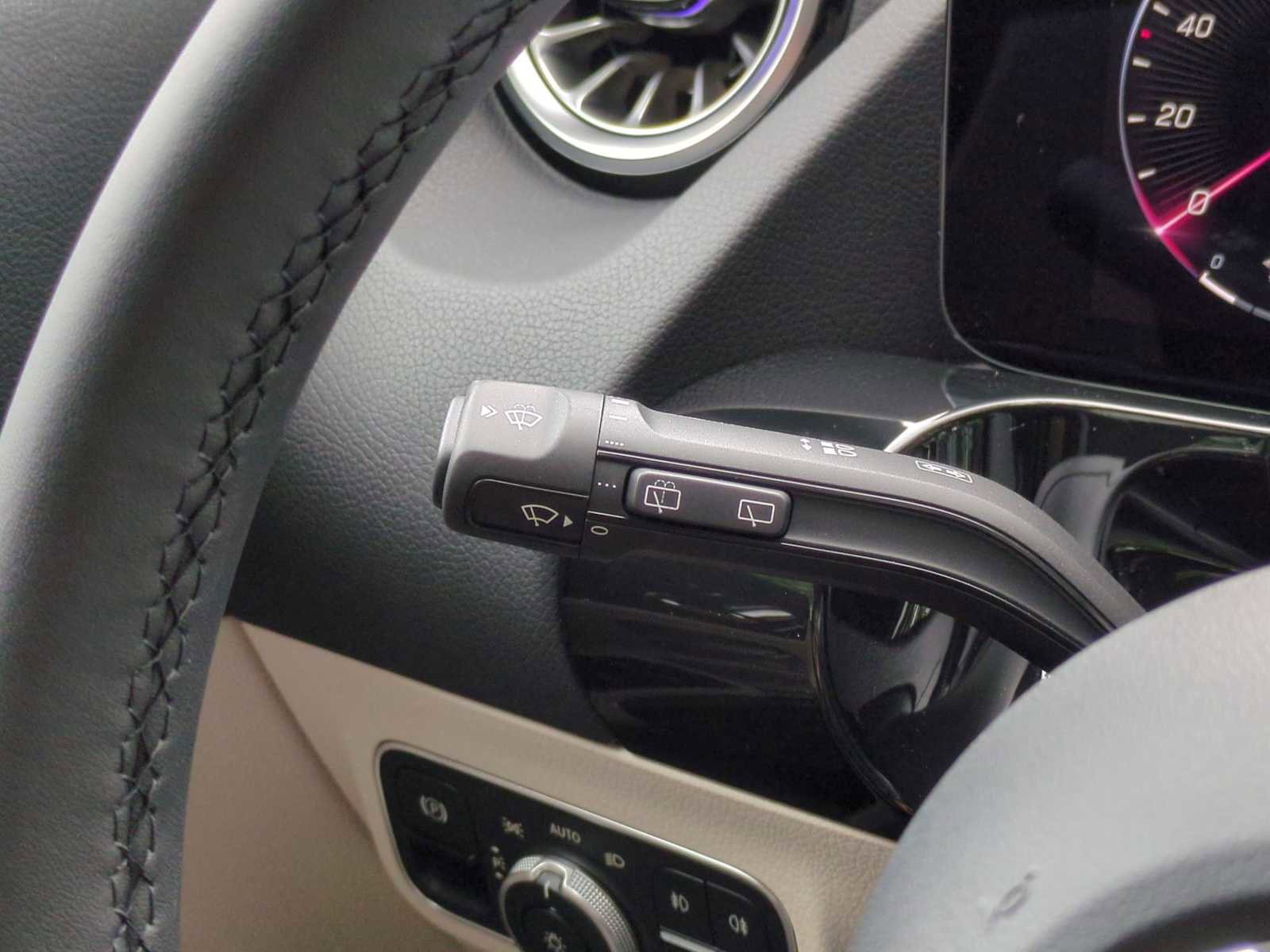 Used 2026 Mercedes-Benz GLA 250 4MATIC image 28