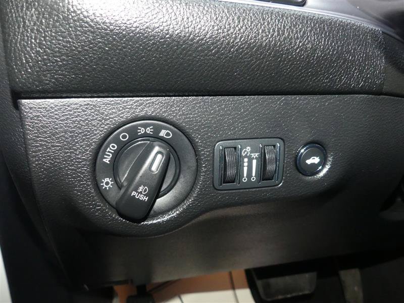 Used 2023 Dodge Challenger SXT w/ Blacktop Package RWD image 25