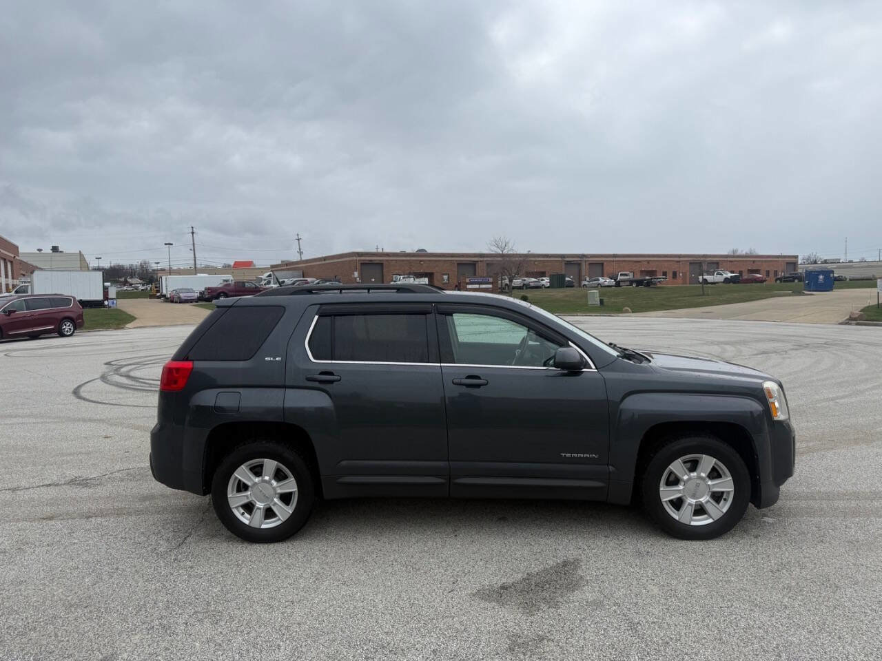 Used 2010 GMC Terrain SLE w/ Convenience Package image 5
