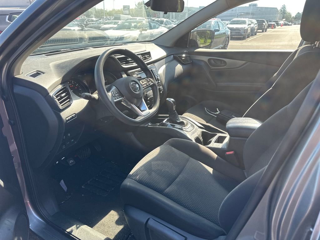 Used 2020 Nissan Rogue Sport S AWD/4WD image 9