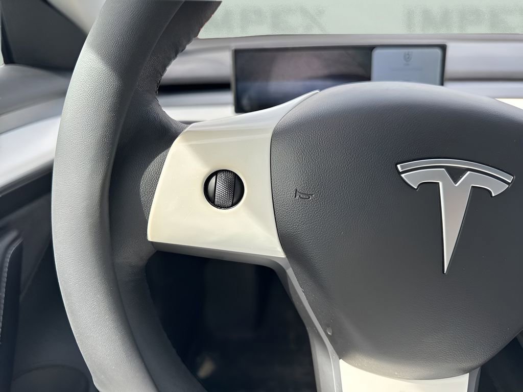 Used 2021 Tesla Model 3 Standard Range Plus image 15