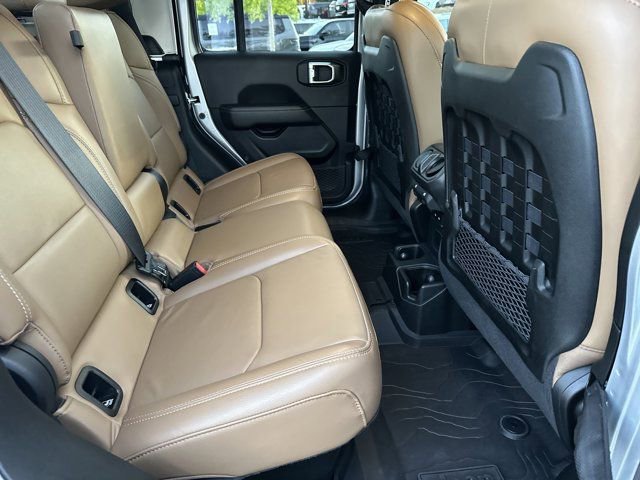 Used 2022 Jeep Gladiator Rubicon w/ Cold Weather Group image 17