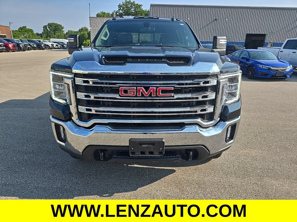 Used 2022 GMC Sierra 3500 SLE w/ SLE Convenience Package AWD/4WD image 2