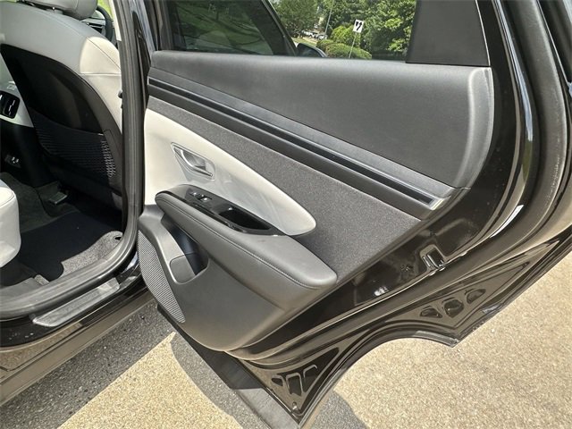 Used 2024 Hyundai Tucson Limited image 18