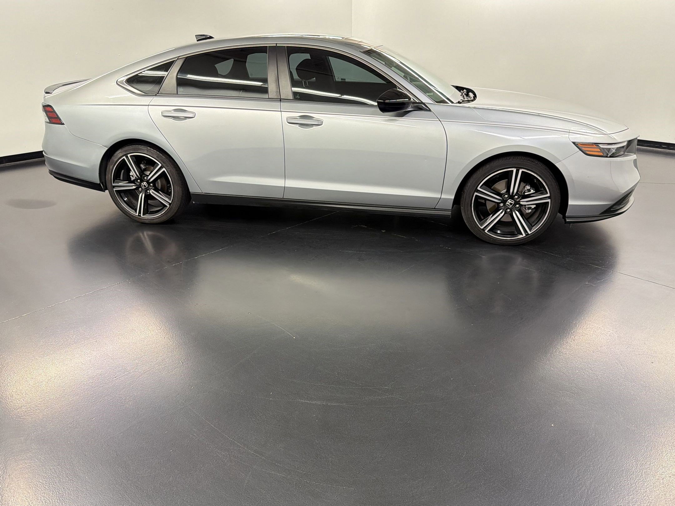 Certified 2024 Honda Accord Sport image 8