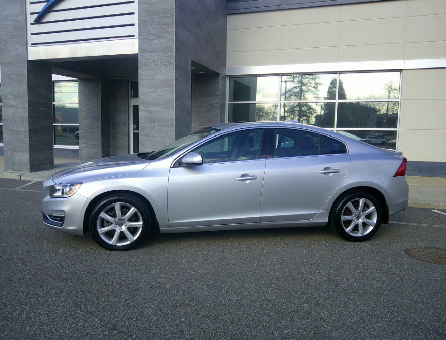 Used 2016 Volvo S60 T5 Premier w/ Convenience Package image 28