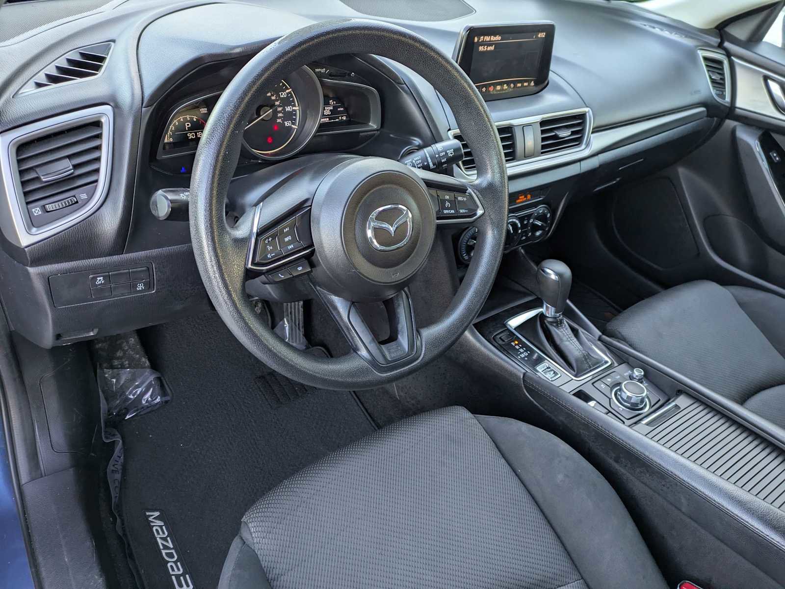 Used 2018 MAZDA MAZDA3 Sport image 2