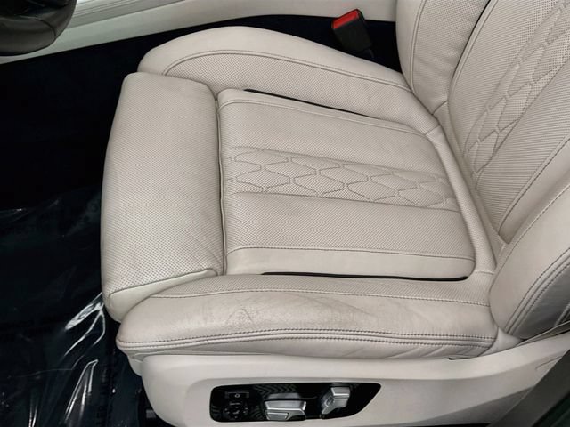 Used 2022 BMW X7 xDrive40i w/ Premium Package AWD/4WD image 19