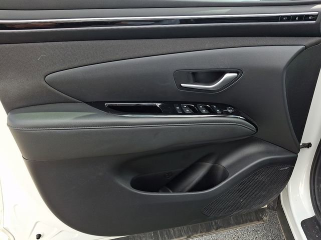 Used 2023 Hyundai Tucson Limited image 11