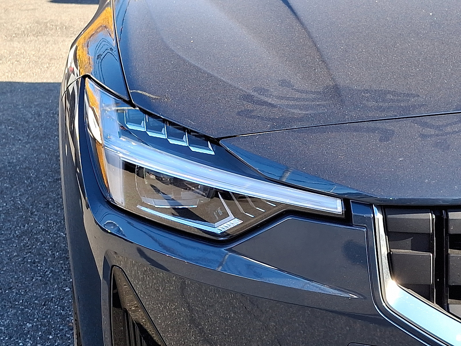 Used 2022 Polestar Polestar 2 Long Range Dual Motor w/ Pilot Package image 9