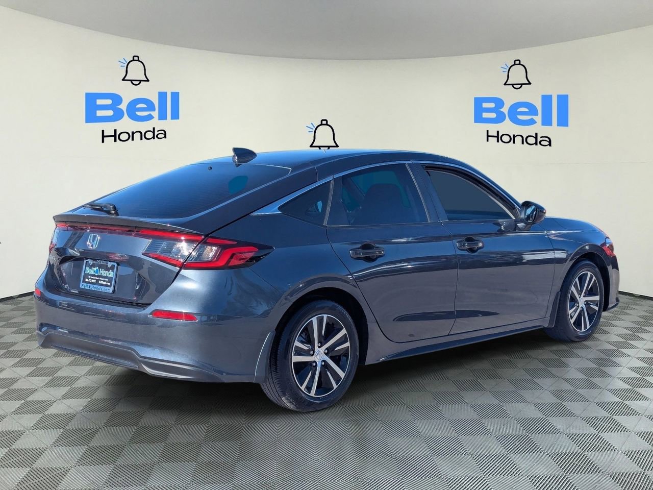 Used 2023 Honda Civic LX image 4