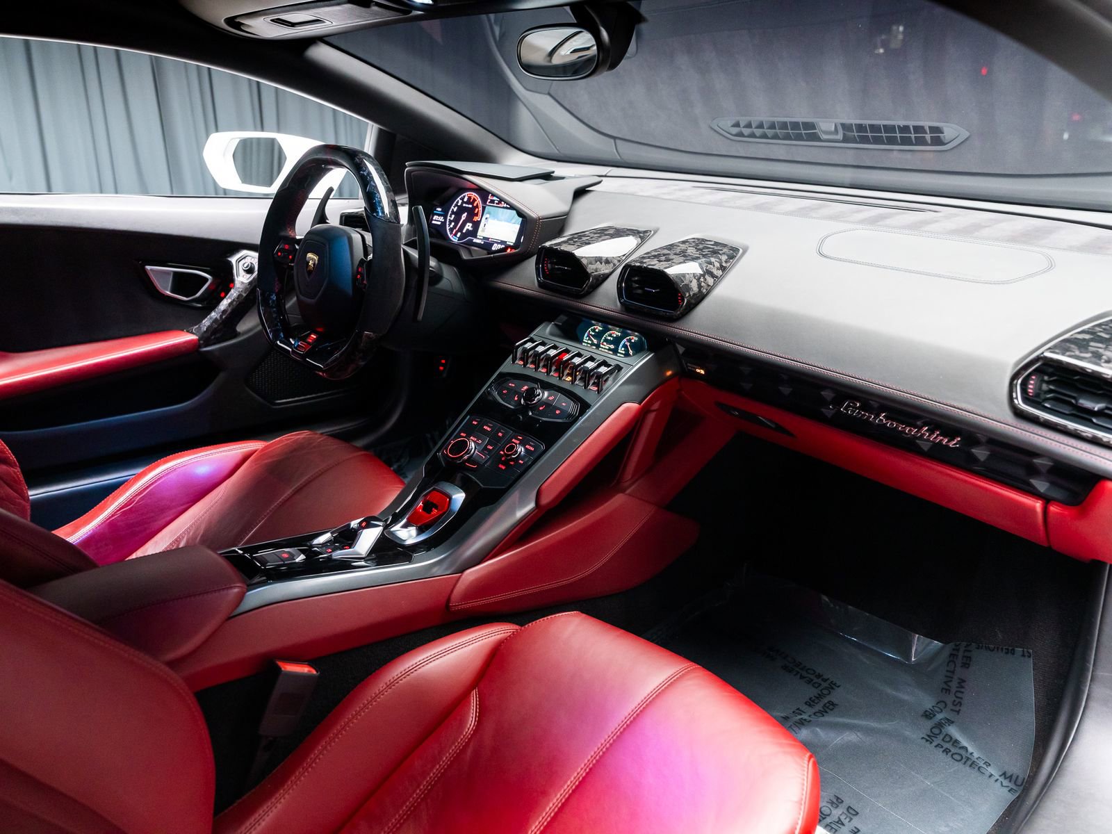 Used 2015 Lamborghini Huracan LP 610-4 image 6