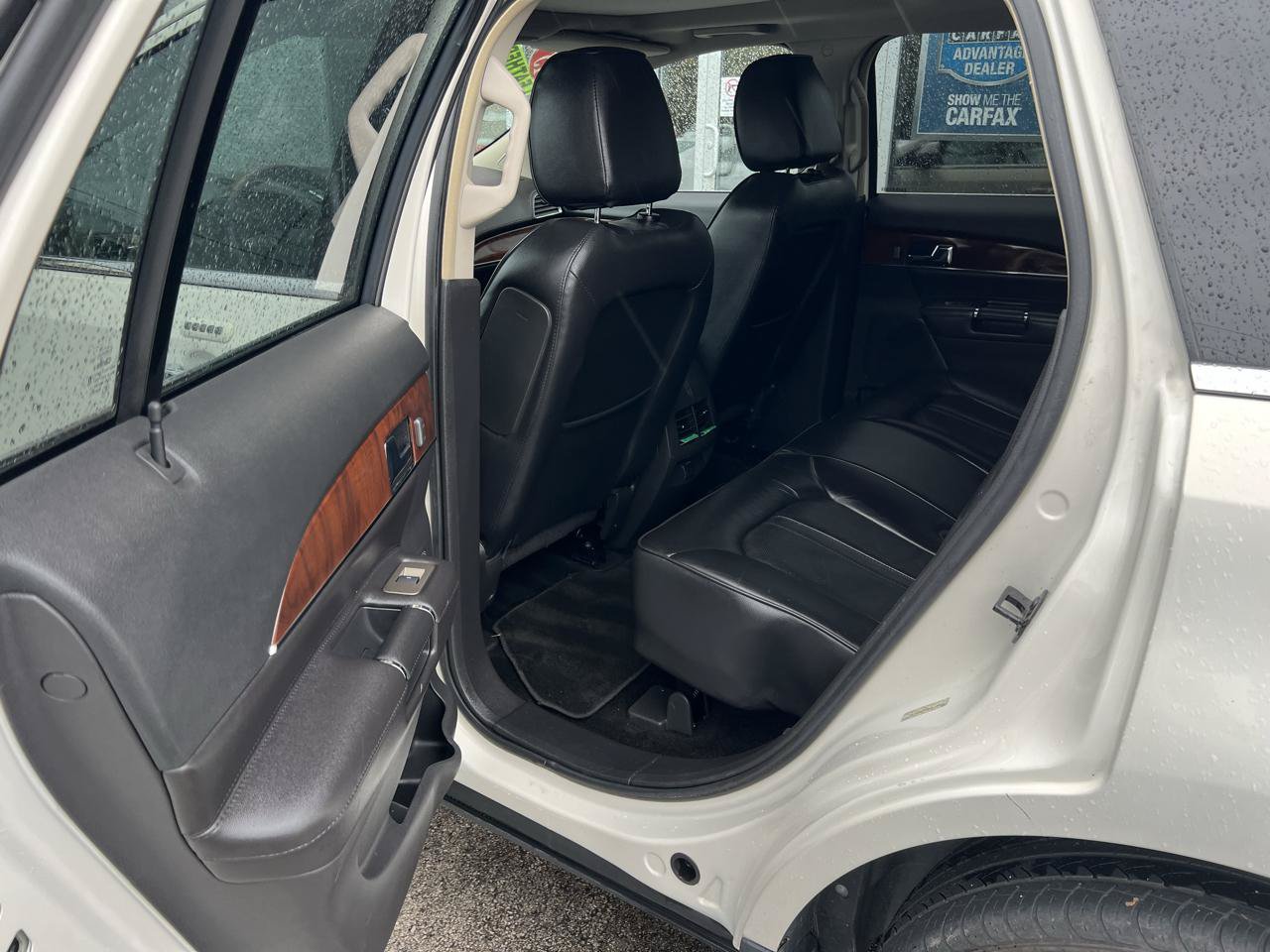 Used 2013 Lincoln MKX AWD image 15