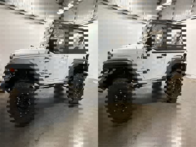 Used 2017 Jeep Wrangler Sport image 2