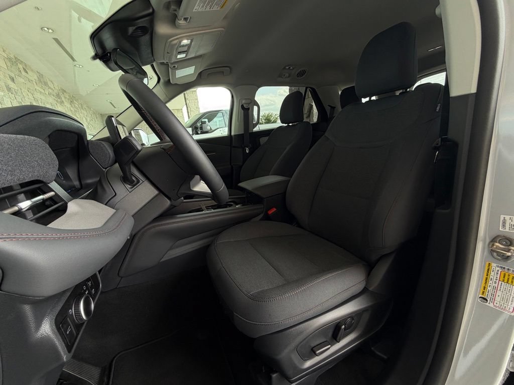New 2026 Ford Explorer Active RWD image 6