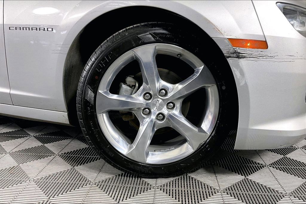 Used 2015 Chevrolet Camaro LT w/ RS Package image 10