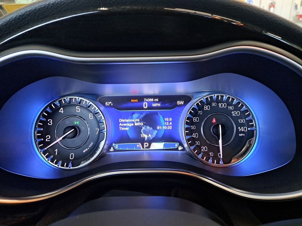 Used 2015 Chrysler 200 C w/ Navigation & Sound Group I image 20