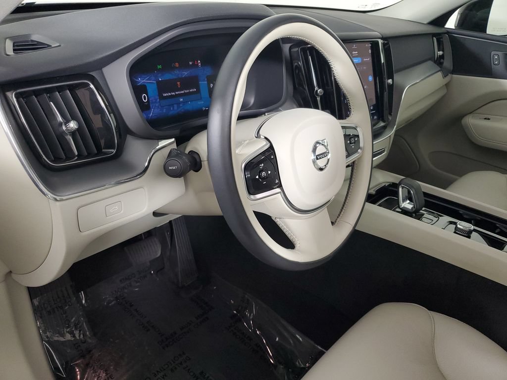 Certified 2024 Volvo XC60 B5 Core w/ Protection Package Premier AWD/4WD image 26