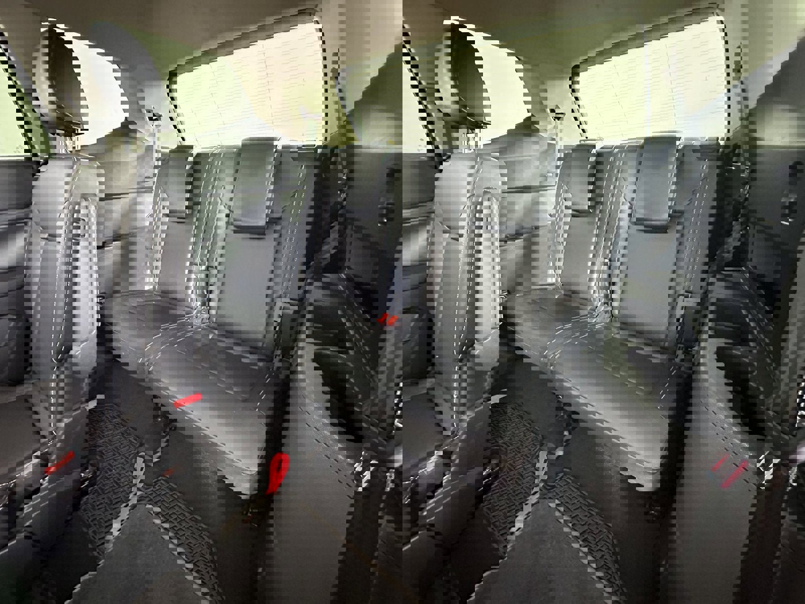 Used 2021 Volkswagen Atlas SE image 9