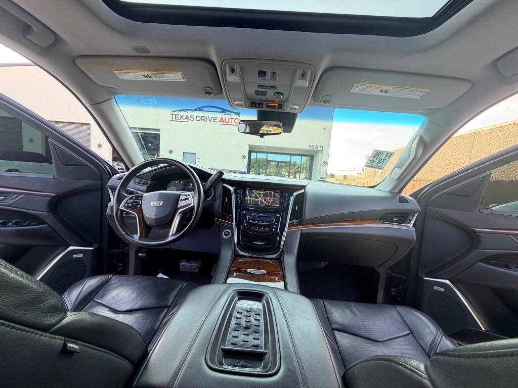 Used 2017 Cadillac Escalade Luxury RWD image 24
