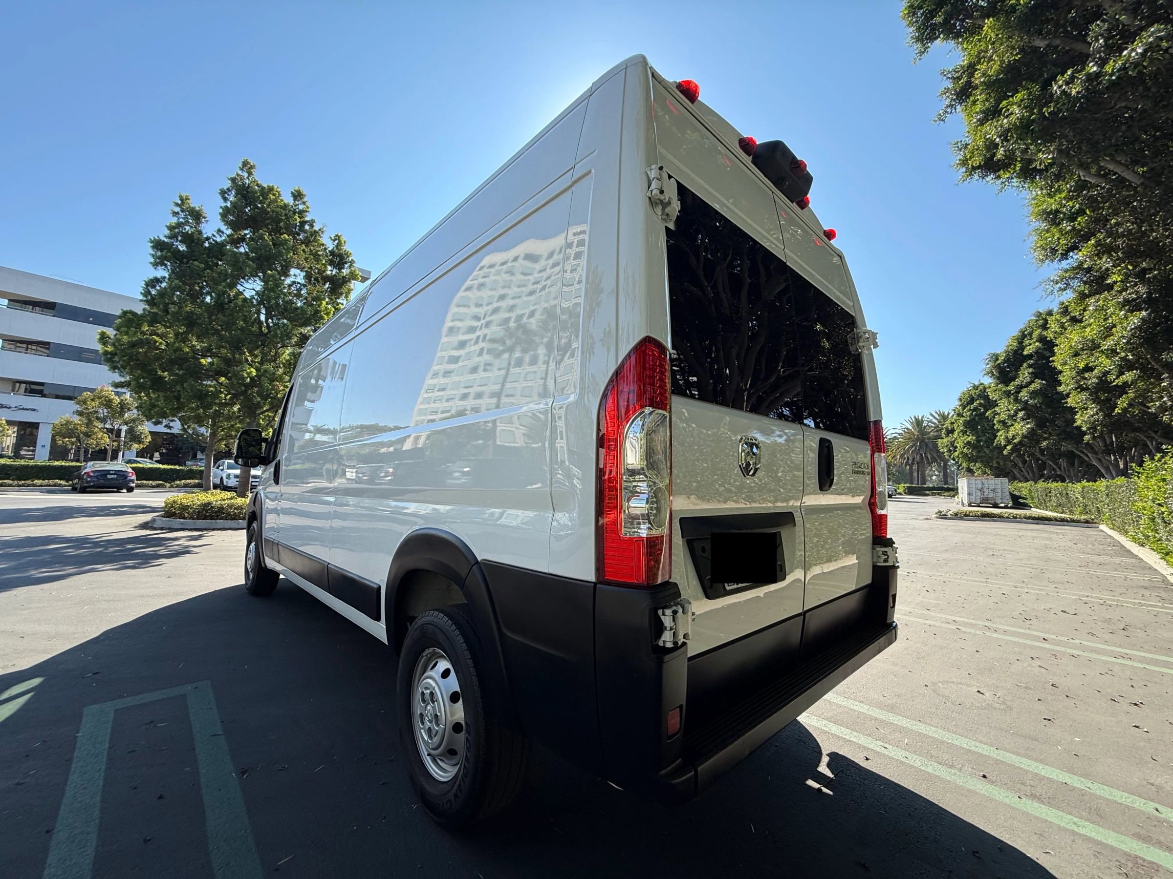 Used 2023 RAM ProMaster 2500 image 3