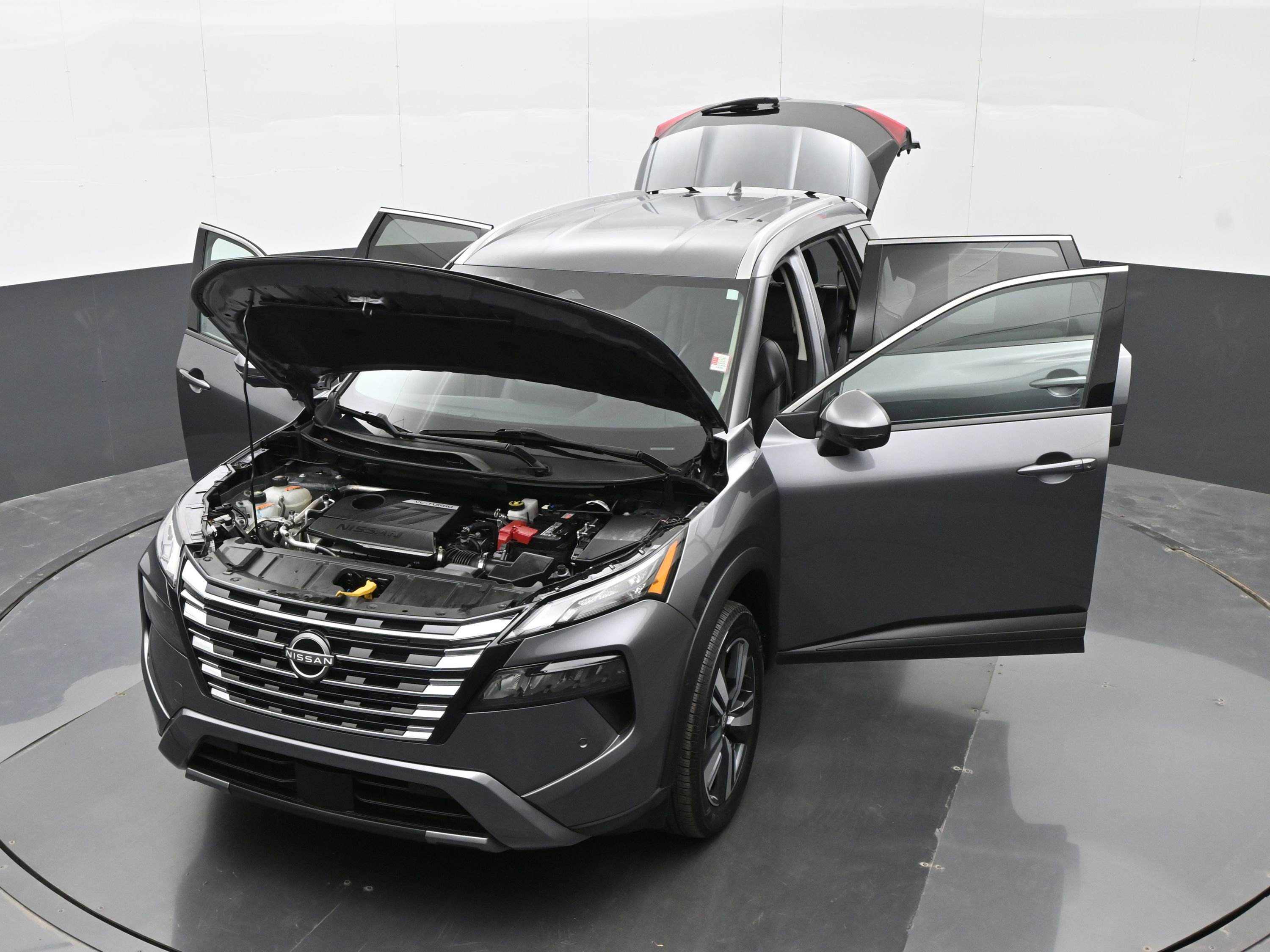 Used 2024 Nissan Rogue SL image 45
