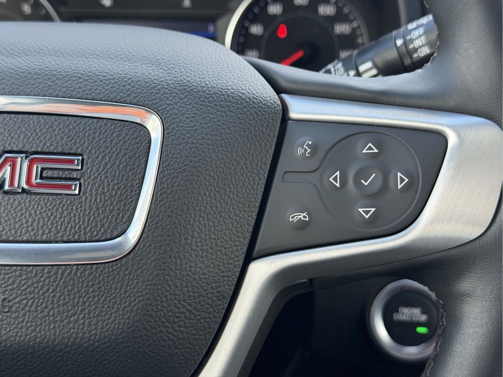 Used 2024 GMC Terrain SLT w/ Elevation Edition AWD/4WD image 15