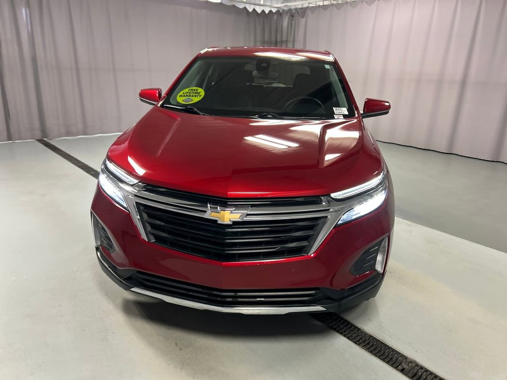 Used 2024 Chevrolet Equinox LT w/ LPO, Floor Liner Package image 2