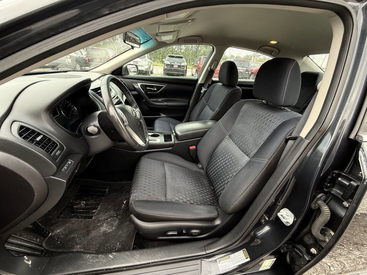 Used 2017 Nissan Altima 2.5 SV image 22