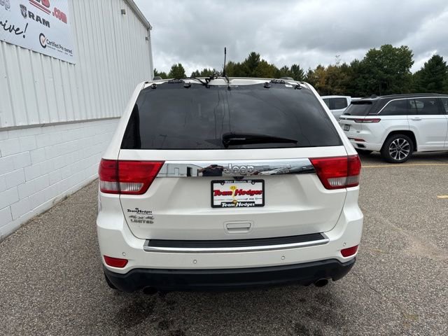 Used 2011 Jeep Grand Cherokee Limited image 10